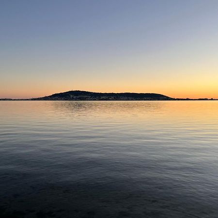 Sete 6Eme Vue Sur Le Canal Et L'Etang Exteriör bild