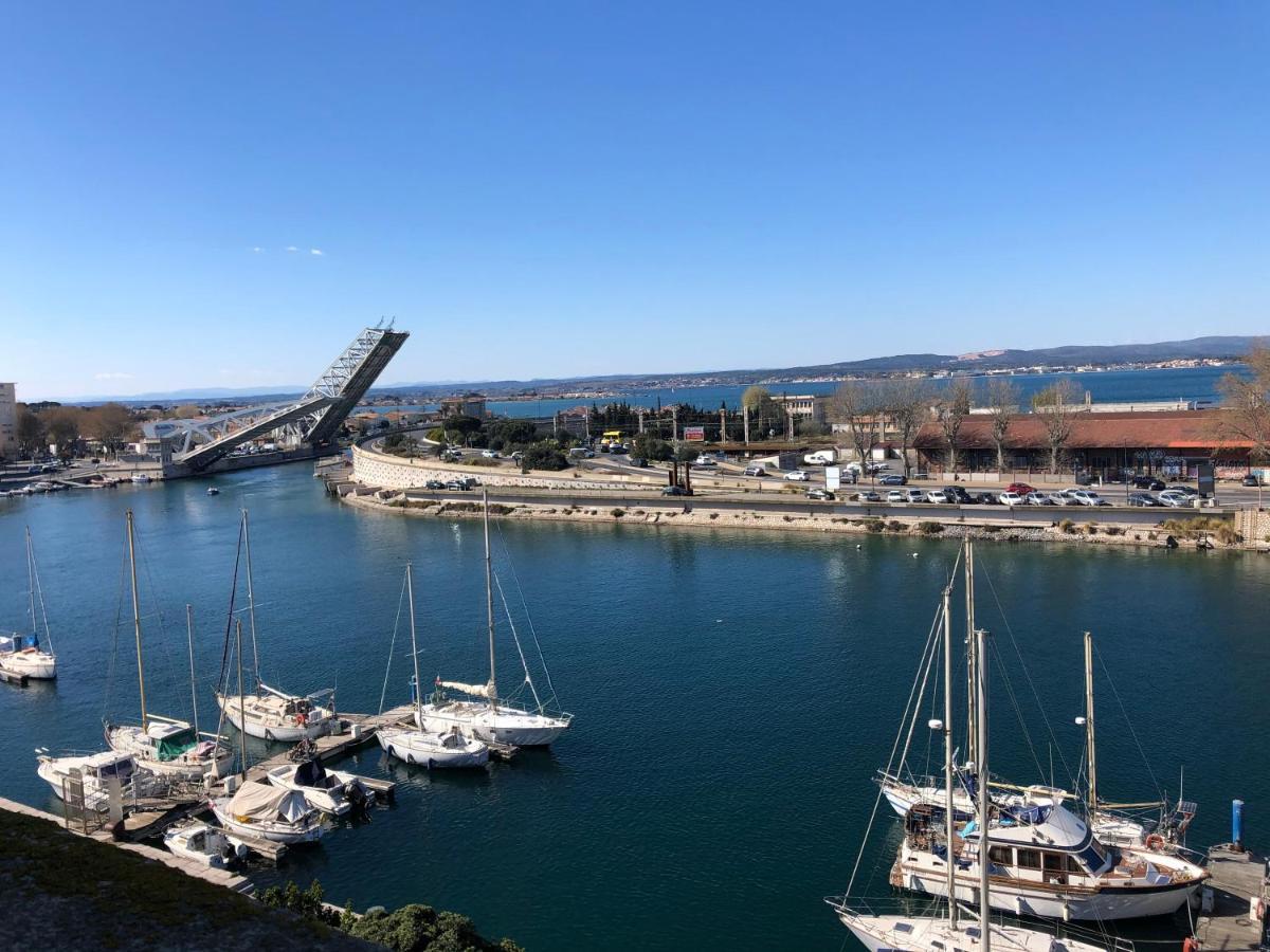 Sete 6Eme Vue Sur Le Canal Et L'Etang Exteriör bild
